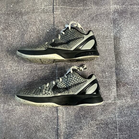 Mens 2011 Nike Zoom Kobe 6 VI Black Mamba Medium Gray Low Top Sz 10 (429659-007) main image 7